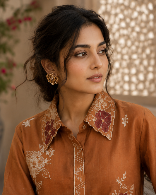 Rust mul chanderi co-ord set - collar close-up